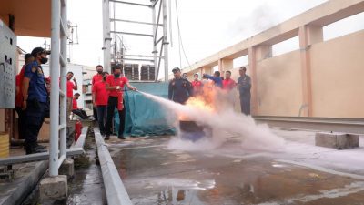 Hotel Ciputra Semarang Gelar Simulasi Kebakaran Gedung