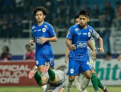 Persebaya Menang Tipis Atas PSIS, Aji Santoso: Pertandingan Sangat Menarik