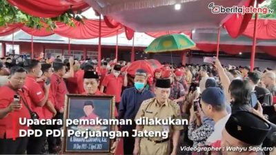 [Video] Suasana Pemakaman Ketua DPRD Jateng Bambang Kribo
