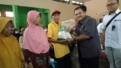 77.950 Keluarga di Kabupaten Semarang Terima Bantuan Beras