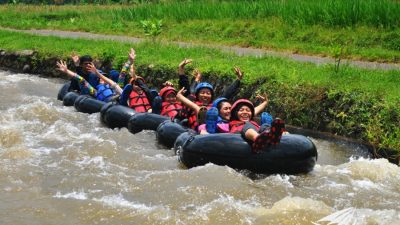 Hotel Santika Pekalongan Tawarkan Paket Fun with River Tubing