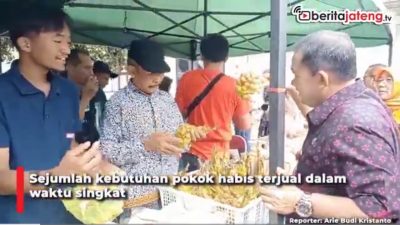 [Video] Bazar Pangan Murah Diserbu, 2 Ton Beras Ludes