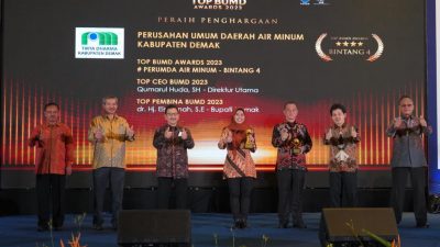 Pemkab Demak Sabet Dua Penghargaan TOP BUMD Award 2023