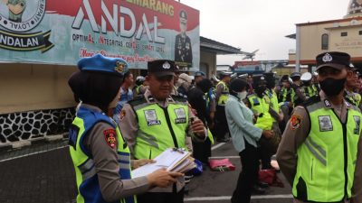 Polres Semarang Cek Kelengkapan Personil Kesiapan Pengamanan Mudik Lebaran