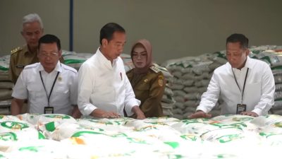 Pencairan Bansos Beras 10 Kg Bulan Desember 2023 Terbagi 3 Wilayah, Cek Daerahmu di Daftar Ini