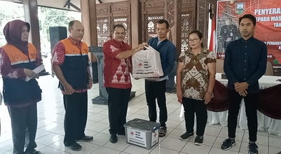 bantuan sosial