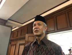 Modus Penipuan Baru, Ganjar Tanggapi Penggantian Stiker QRIS Kotak Amal Masjid