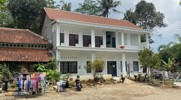Panti Asuhan Manarul Mabrur