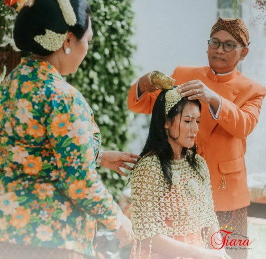 pernikahan adat jawa