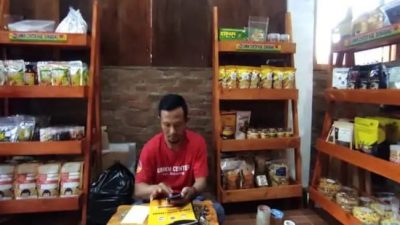 Pilih Sendiri Isi Parsel Lebaran, UMKM Center Kabupaten Semarang Sediakan Beragam Produk Khas