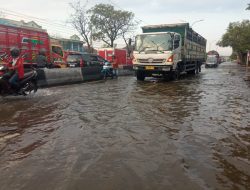 Banjir Rob Jalur Pantura Semakin Parah, Semarang – Demak Butuh Waktu 3 Jam