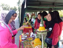 Lomba Tumpeng di Harlah Fatayat NU ke 73 Meriah