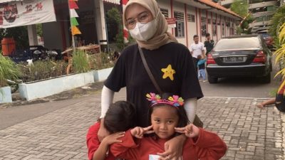 Kisah Inspiratif Anak Muda Semarang yang Mengajar Anak Pra Sejahtera Selama 6 Tahun