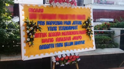 Kantor Bapenda Jateng Dapat Kiriman Karangan Bunga, Isinya Sindiran Tagih Uang Arisan Online Oknum ASN