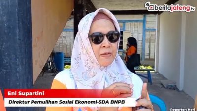 Video BNPB Gelar Latihan Evakuasi Banjir Bengawan Solo