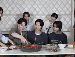Respon WayV Makan Terasi di Rumah Sarwendah, Ketagihan!