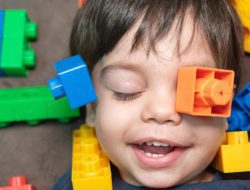 5 Manfaat Bermain Lego, Asah Kreativitas hingga Pecahkan Masalah