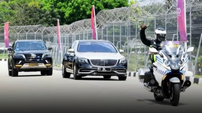 Fakta Johnny G Plate, Kemana-mana Pakai Mercedes-Maybach, Mobil Super Mewah dan Langka