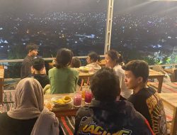 Ingin Kulineran di Angkringan Sambil Menyaksikan Pemandangan? Yuk Dateng ke Sini!
