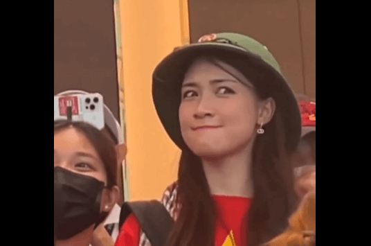 hoa minzy
