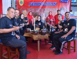 Hari Jamu, Bupati Sukoharjo Minum Jamu Bareng Masyarakat dan UMKM Binaan Bank Jateng