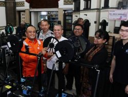 KAI dan IRPS Kolaborasi Bikin Miniatur Lokomotif 3D Print Terbesar Se-Indonesia