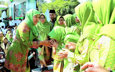 Khofifah Indar Parawansa