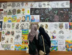 Ciptakan Ribuan Karya dari Mata Kuliah Seni Rupa, PGSD UPGRIS Gelar Education Art Festival dan Performance Art