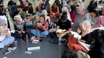 Kegiatan Unik Komunitas Bookclub Semarang, Baca Buku Bareng hingga Ratusan Orang