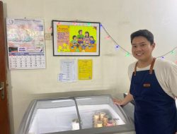 Kisah Generasi Ketiga Ice Cream Karimata Bertahan Ditengah Banyaknya Saingan