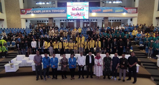 Kolaborasi Akademik dan Politik