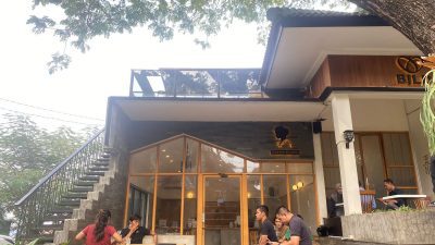 Kopi Susu Bu Lurah Semarang, Tempat Nongkrong Kece ala Milenial dan Gen Z