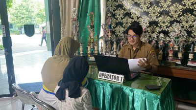 SD Pekunden Sediakan Dua Operator PPDB Bantu Orangtua Siswa