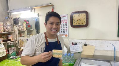 Mencicipi Segarnya Tiga Rasa Ice Cream Karimata Semarang