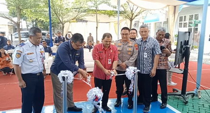 stasiun pengisian kendaraan listrik