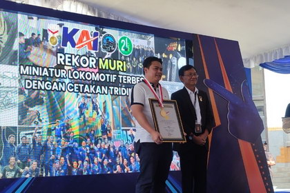 Pecahkan 3 Rekor MURI
