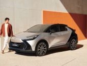 Toyota C-HR terbaru