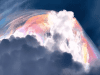 Awan Pileus