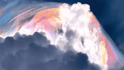 Diduga Terjadi di Cina, Fenomena Langka Awan Pileus Berwarna Indah, Kok Bisa?