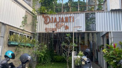 Syahdunya Djajanti Kitchen & Coffee, Nongkrong dengan Sensasi Rumahan nan Asri di Semarang