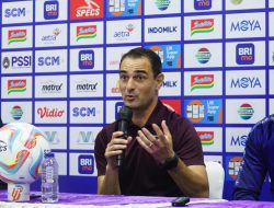 Gilbert Agius: PSIS Kalah Lawan Persita Akibat Kondisi Lapangan Kurang Baik