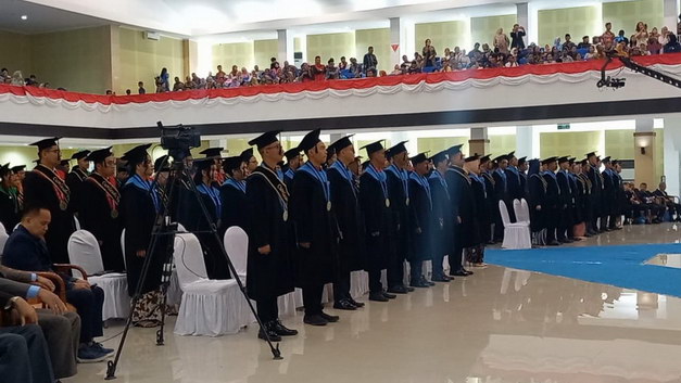 Lulusan PEM Akamigas