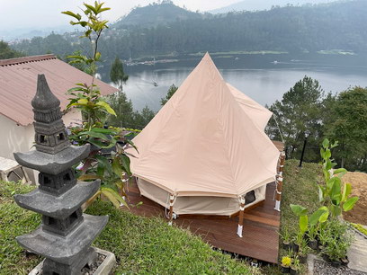 The Heaven Glamping & Resto