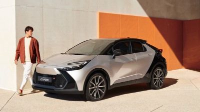 Berteknologi Hybrid Anyar, Toyota C-HR Terbaru Tampil dengan Desain Agresif, Mewah!