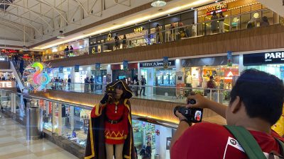 Beda dengan Fotografi Model Kasual, Begini Uniknya Berburu Foto Model Cosplay