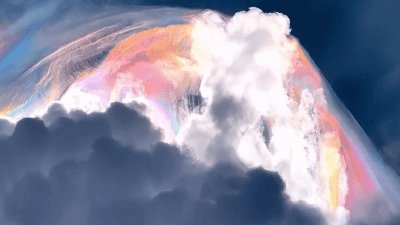 Diduga Terjadi di Cina, Fenomena Langka Awan Pileus Berwarna Indah, Kok Bisa?