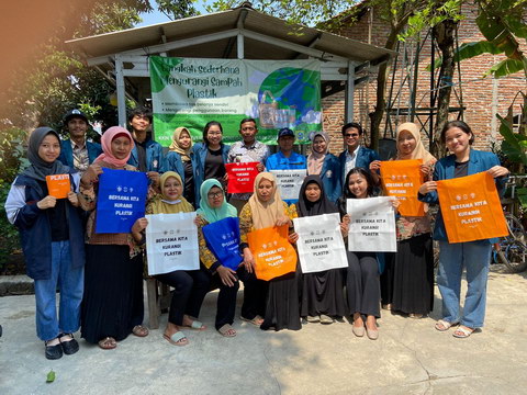 mahasiswa KKN Undip