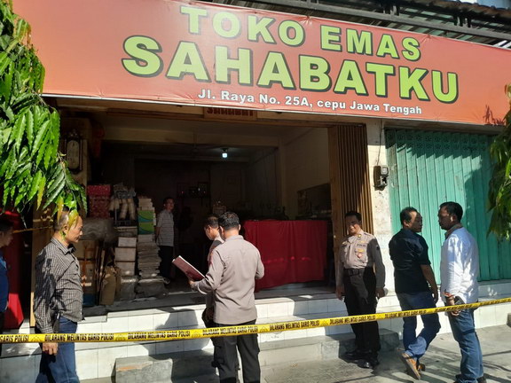 Perampok bersenjata api