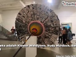 Video Penulis Novel Dilan 1990 Gelar Pameran Lukisan di Semarang