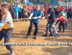 Video Ikut Lomba Tarik Tambang, Bupati Blora Terjatuh